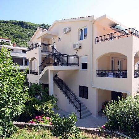 Apartments Raicevic Будва Стая снимка