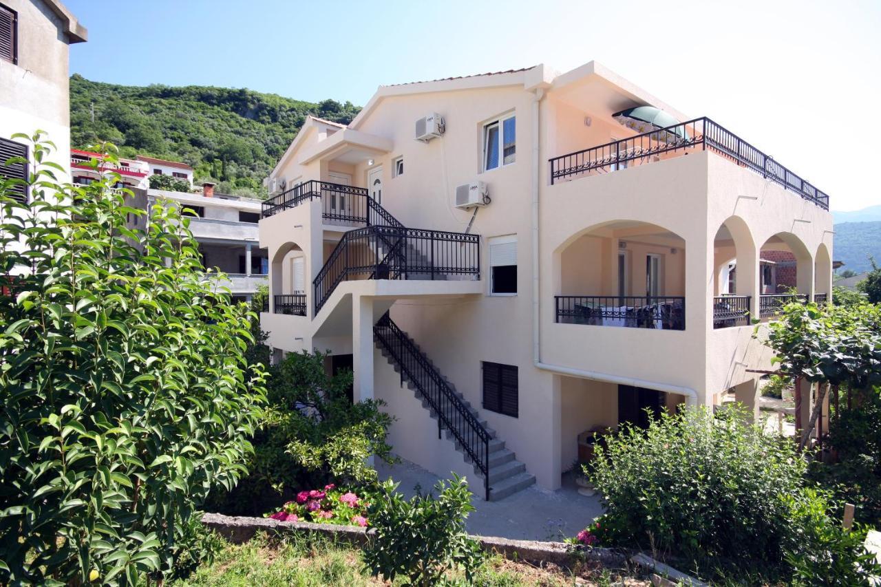 Apartments Raicevic Будва Стая снимка